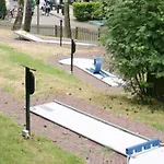 シャレー Gezellig Met Openbaar Zwembad Op De Veluwe! *