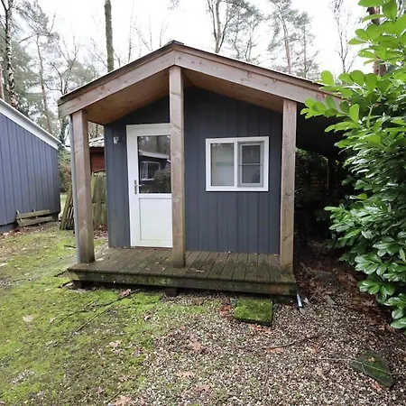 Chalet Gezellig Met Openbaar Zwembad Op De Veluwe!