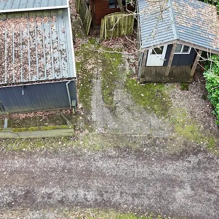 Gezellig Met Openbaar Zwembad Op De Veluwe! Chalet Hoenderloo