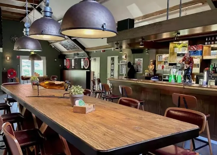 Gezellig Met Openbaar Zwembad Op De Veluwe! *